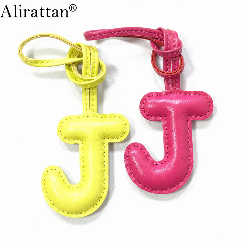 Monogram Keychain Leather - 알리라탄 뉴 트렌드 영어 알파벳 J